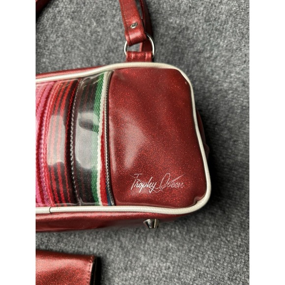 Womens Metallic Trophy Queen Kustoms Serape Shoulder Bag + Wallet, Size One Size - Picture 3 of 8